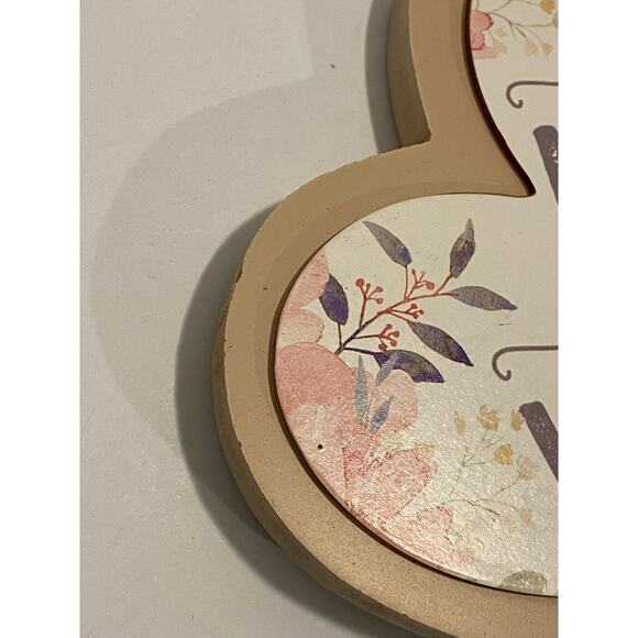 Best Mom in the World Heart Shaped Wood Sign Floral Mothers Day Gift for Mom - Picture 2 of 4